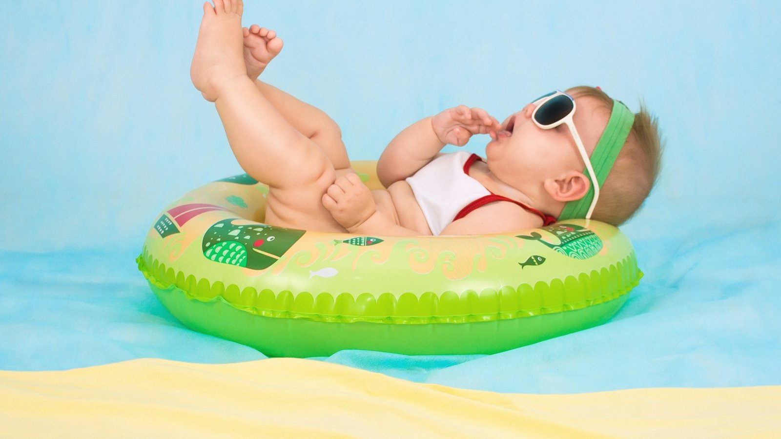 Baby clothing representing a between-sizes decision