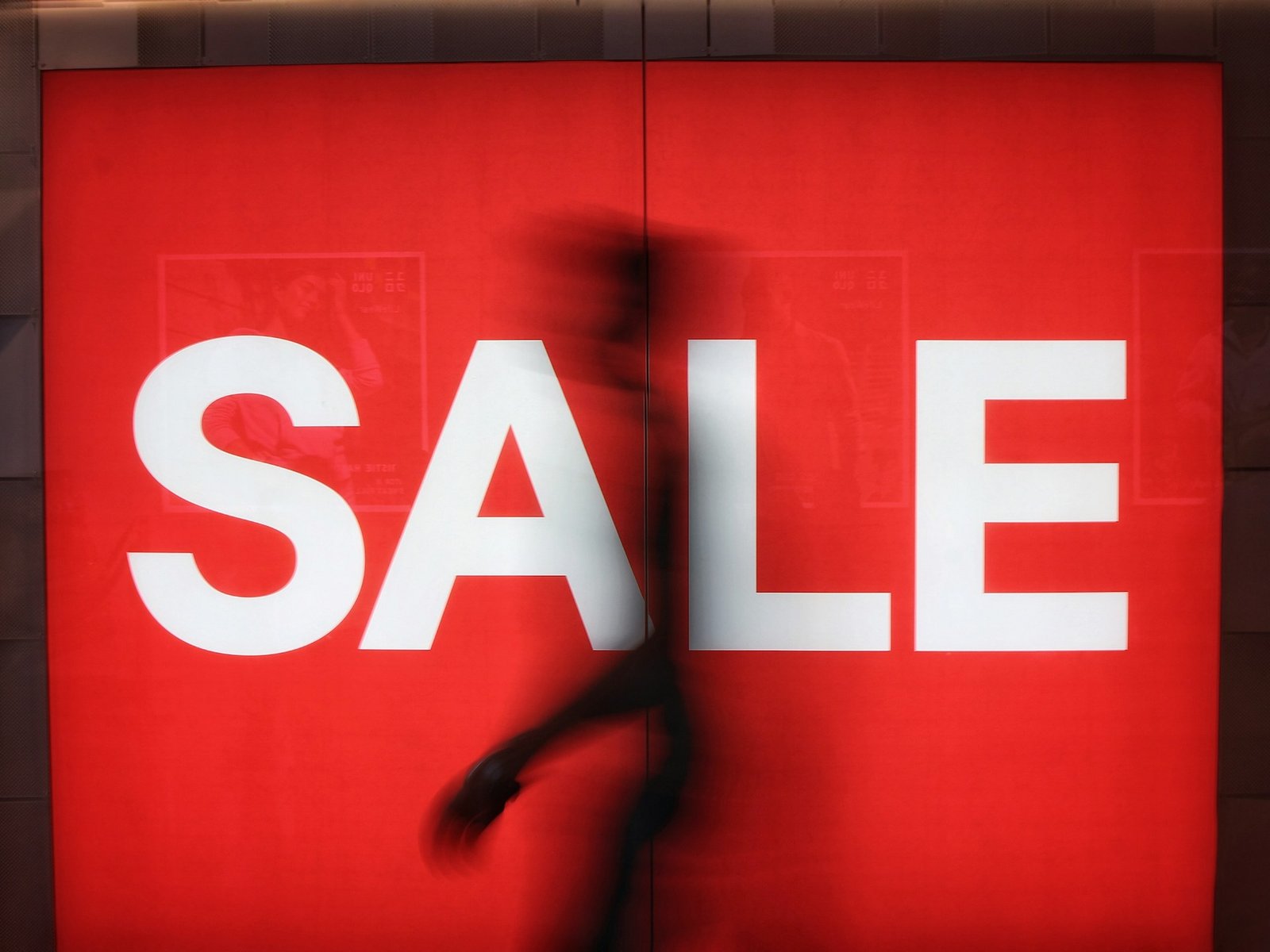 Retail sale signage for a flash sale checklist
